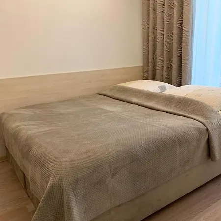 Przy Latarni * קולובז'ג