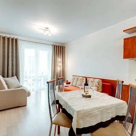 Przy Latarni קולובז'ג